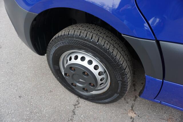 Mercedes-Benz SPRINTER 516 160pk Automaat 3500kg L2H2 Dubbellucht Trekhaak Apple Carplay Camera