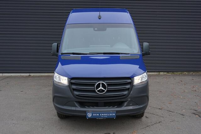 Mercedes-Benz SPRINTER 516 160pk Automaat 3500kg L2H2 Dubbellucht Trekhaak Apple Carplay Camera