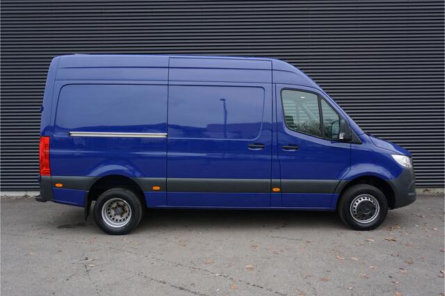 Mercedes-Benz SPRINTER 516 160pk Automaat 3500kg L2H2 Dubbellucht Trekhaak Apple Carplay Camera