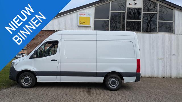 Mercedes-Benz SPRINTER 317-CDI L2H2 - trekh. 3,5T - navi - camera