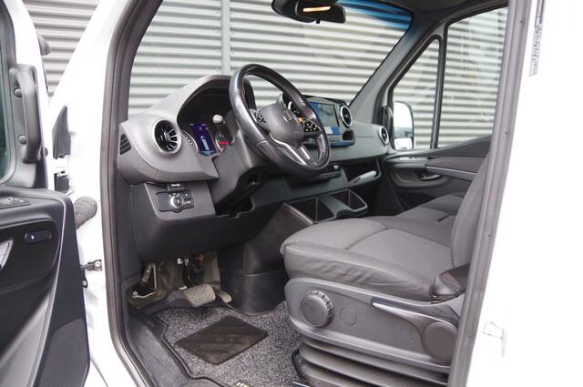Mercedes-Benz SPRINTER 319 3.0 CDI V6 L2H1 DC-6P, 3.5T TREKHAAK, LED, ADAPT. CRUISE, MBUX 10'', CAMERA, NAVI, GEVEERDE STOEL, DUBBELE CABINE, DUBBEL CABINE