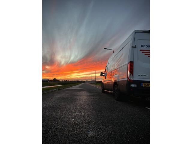 Mercedes-Benz SPRINTER 319 V6 3.0 CDI L2H1 DC 4x4 PB Edtion Cruise, Carplay, 4Matic, 10,5'' Mbux, Automaat, Airco, Uniek!