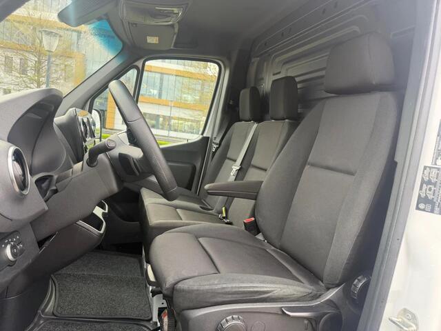 Mercedes-Benz SPRINTER 317CDI L2H2 Automaat Airco Navi Cruisecontrol EURO 6