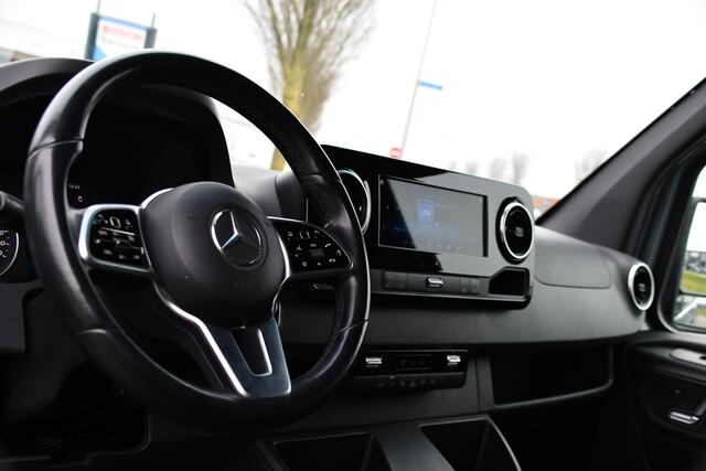 Mercedes-Benz SPRINTER 319 V6 3.0 CDI L2H1 DC PB Edition
