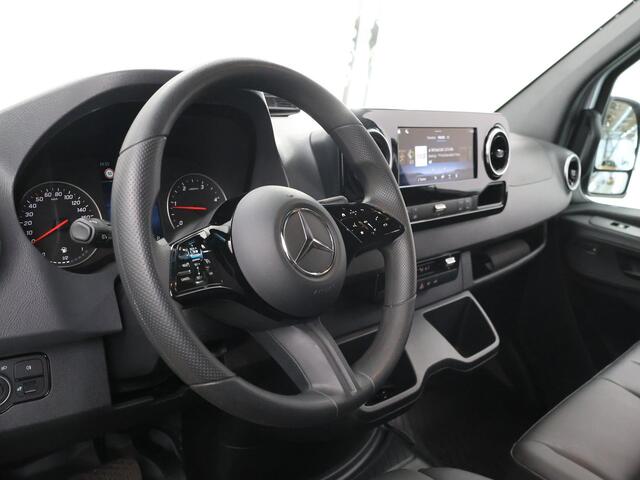 Mercedes-Benz SPRINTER 319 CDI | AUT. | L2 H2 | PRO | LED | 3500 KG AHW VOORBEREIDING | STOELVERWARMING | ACHTERUITRIJCAMERA | METALLIC | E4S SMARTPHONE INTEGRATIE | DODEHOEKDETECTIE | LICHTMETALEN VELGEN