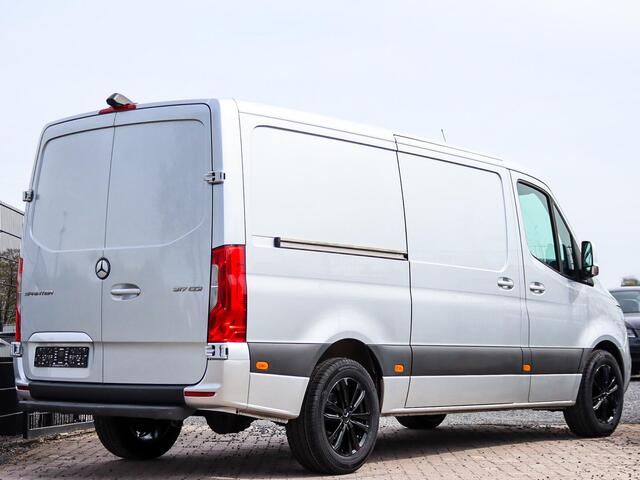 Mercedes-Benz SPRINTER 317CDI Automaat, L2H1, RWD, Camera, Navigatie, Mooie nette bus!