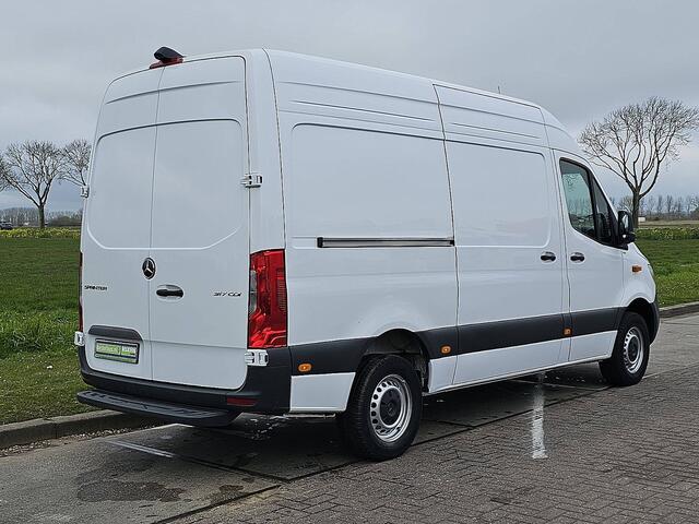 Mercedes-Benz SPRINTER 317 1.9 CDI L2H2 RWD Cruise control, Airco, Navi, Camera, Laneassist, Automaat, Mbux10, 170 Pk!