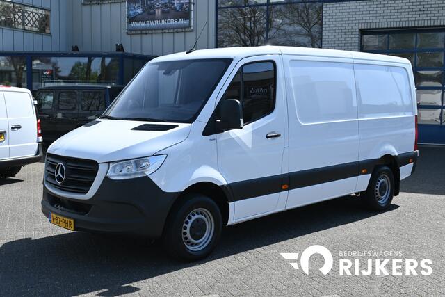 Mercedes-Benz SPRINTER 317 CDI L2H1 3500 KG trekhaak, Geveerde stoel, Standkachel