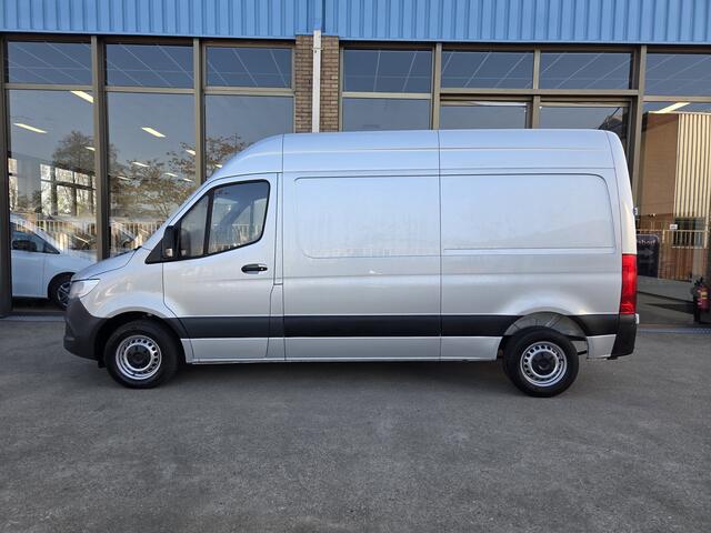 Mercedes-Benz SPRINTER 215 CDI L2/H2 Automaat MBux systeem Airco Achteruitrijcamera