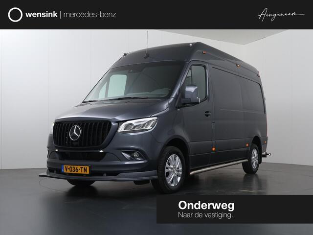 Mercedes-Benz SPRINTER 319 CDI | 3.0 V6 | L2 H2 | LED KOPLAMPEN | LM VELGEN | 3-ZITS | PARKEERCAMERA | TREKHAAK | DISTRONIC PLUS | STOELVERWARMING | NAVIGATIE | Trekhaak | Achteropstap | Sidebars |