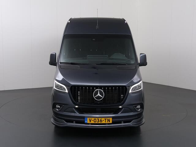 Mercedes-Benz SPRINTER 319 CDI | 3.0 V6 | L2 H2 | LED KOPLAMPEN | LM VELGEN | 3-ZITS | PARKEERCAMERA | TREKHAAK | DISTRONIC PLUS | STOELVERWARMING | NAVIGATIE | Trekhaak | Achteropstap | Sidebars |