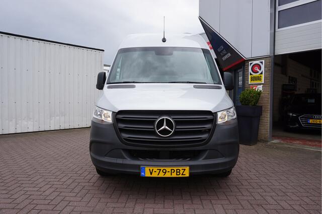 Mercedes-Benz SPRINTER 317 1.9 CDI L2H2 Automaat