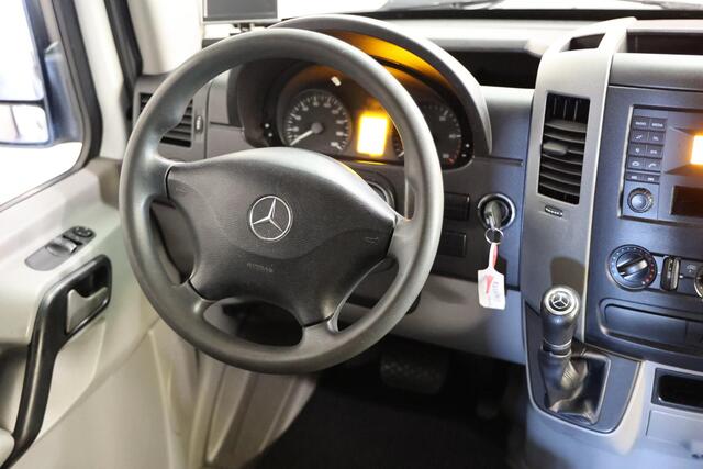 Mercedes-Benz SPRINTER L3H2 AUTOMAAT POST NL SCHAPPEN EURO 6