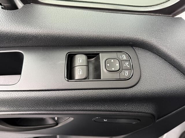 Mercedes-Benz SPRINTER 316CDI Automaat Lang | Trekhaak | Navigatie | Camera | Airco | Cruise | 3-Zits | Betimmering