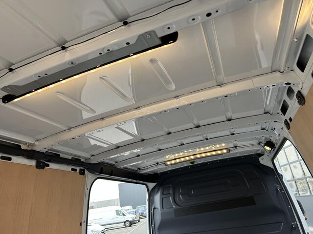 Mercedes-Benz SPRINTER 317 CDI L2 H1 L+R Schuifdeur / MBUX / Camera / Carplay navigatie / Geveerde stoel / Cruise control / Airco