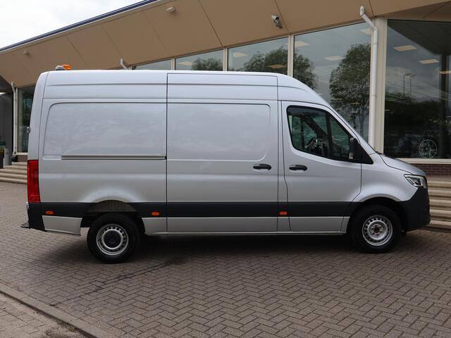 Mercedes-Benz SPRINTER 316 2.2 CDI 163 PK AUT. L2H2 + WERKPL. INRICHTING | TREKHAAK 3500 KG! | STANDKACKEL | CARPLAY | CAMERA | STOELVERW. | LED