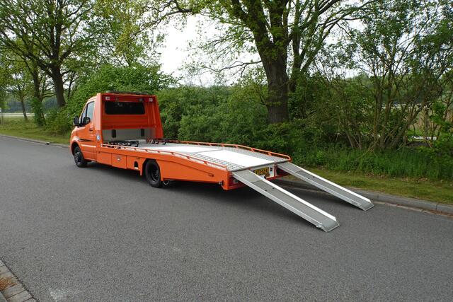 Mercedes-Benz SPRINTER 319 1.9 CDI crazy color edition autotransporter tijhof opbouw uniek !!! orgineel nl !!!