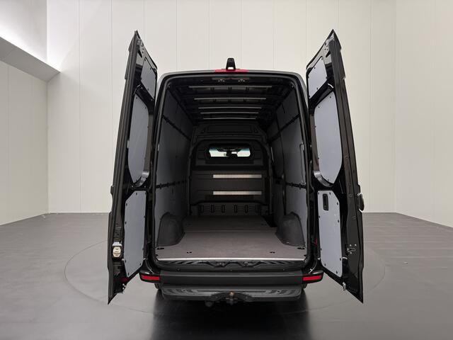 Mercedes-Benz SPRINTER Automaat L2H2 Exclusive | Led | Leder | Distronic | 10" Touchscreen | Camera 360 | Airco | Cruise | trekhaak | 3-Zits | Betimmering