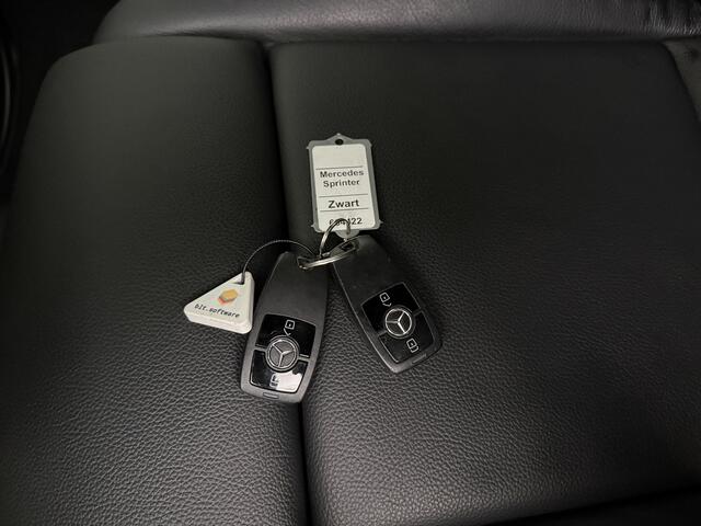 Mercedes-Benz SPRINTER Automaat L2H2 Exclusive | Led | Leder | Distronic | 10" Touchscreen | Camera 360 | Airco | Cruise | trekhaak | 3-Zits | Betimmering