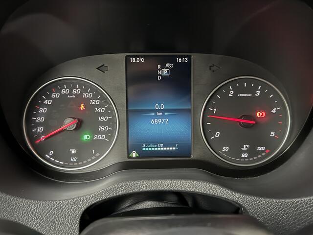 Mercedes-Benz SPRINTER Automaat L2H2 Exclusive | Led | Leder | Distronic | 10" Touchscreen | Camera 360 | Airco | Cruise | trekhaak | 3-Zits | Betimmering