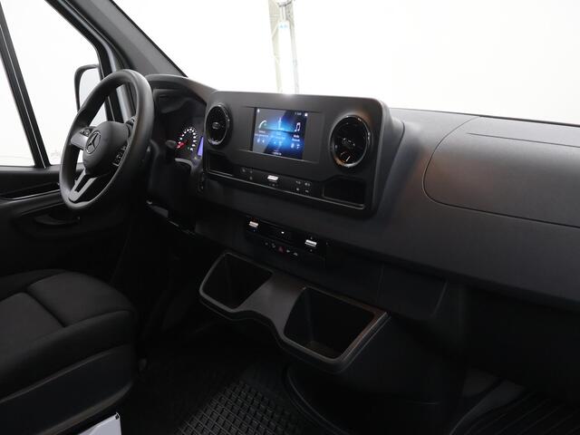 Mercedes-Benz SPRINTER 315 CDI | L2 H2 | FWD | AUT. | AIRCO | 2-ZITS | MULTIFUNCTIONEEL STUURWIEL | APPLE CARPLAY | ANDROID AUTO | ACHTERUITRIJCAMERA | LAADRUIMTE INRICHTING | CERTIFIED