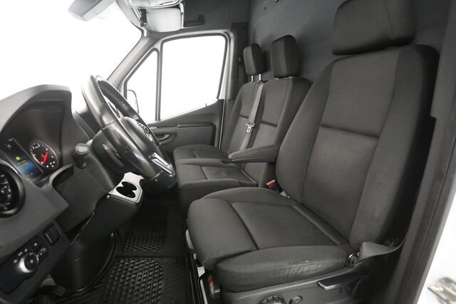 Mercedes-Benz SPRINTER 314 CDI L2H2 | Aut. | Airco | Camera | Adap. Cruise | 3 Zits | Trekhaak | Carplay