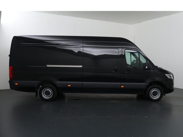 Mercedes-Benz SPRINTER 317 CDI | Aut. | L3 H2 | Pro | Led | Metallic | Bumpers in kleur | 3-zits | Navigatie | Parkeercamera | LED Koplampen | Certified