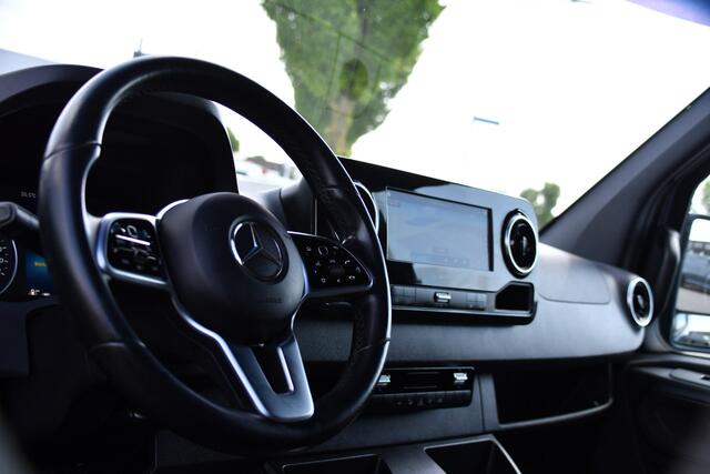 Mercedes-Benz SPRINTER 519 V6 3.0 CDI L2H1 DC PB Edition N1, Cruise, Camera, Carplay, LED, 2 x Schuifdeur, 3500kg trekhaak, 10,5'' Mbux, Leder,