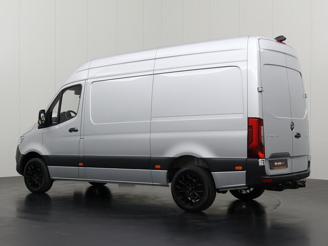Mercedes-Benz SPRINTER 317CDI Automaat L2H2 | Led | Touchcreen Navigatie+Camera | 3500Kg Trekhaak | Airco | Cruise | 3-Zits | Betimmering
