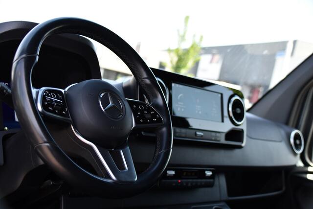 Mercedes-Benz SPRINTER 319 V6 3.0 CDI L2H2 PB Edition 360 Camera, Adaptieve Cruise, Carplay, 3500kg Trekhaak, Automaat, 10,5'' Mbux, Sensoren, Uniek!