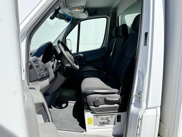 Mercedes-Benz SPRINTER 316 2.2 CDI Automaat Laadklep Zijdeur Cruise Control Climate Control Camera Bakwagen Koffer Meubelbak