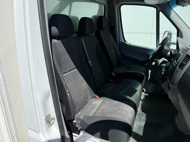 Mercedes-Benz SPRINTER 316 2.2 CDI Automaat Laadklep Zijdeur Cruise Control Climate Control Camera Bakwagen Koffer Meubelbak