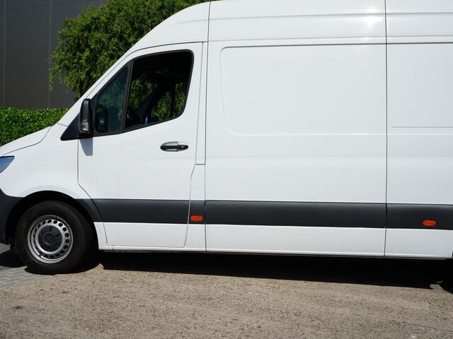 Mercedes-Benz SPRINTER 315 1.9 CDI L2H2 FWD