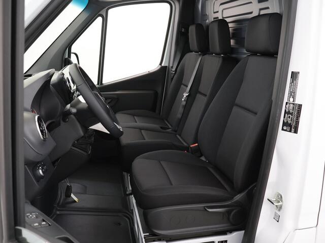 Mercedes-Benz SPRINTER 315 CDI | L2 H1 | RWD | PRO | Parkeercamera | Airco | Dodehoekassistent | Zijwindassistent | Cruise Control | Chauffeursstoel |