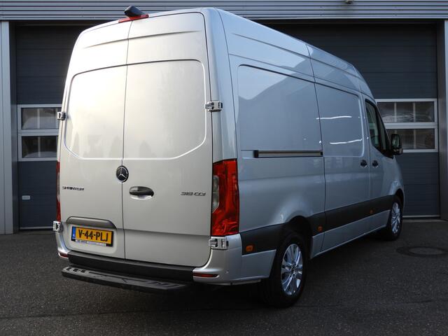 Mercedes-Benz SPRINTER 319 3.0 CDI L2H2 AUT | LUCHTVERING | DISTRONIC | LED | 360° CAMERA