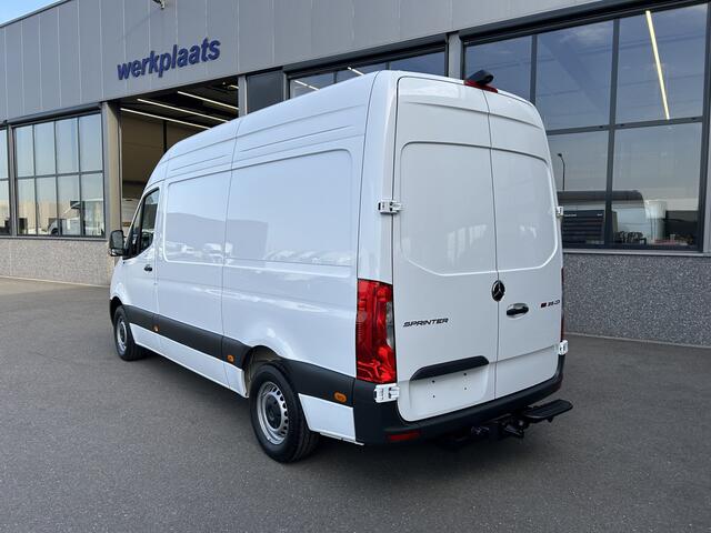 Mercedes-Benz SPRINTER 315 CDI L2 H2 RWD Pro MBUX / Trekhaak / Camera / Cruise control / Airco / 270 Graden achterdeuren