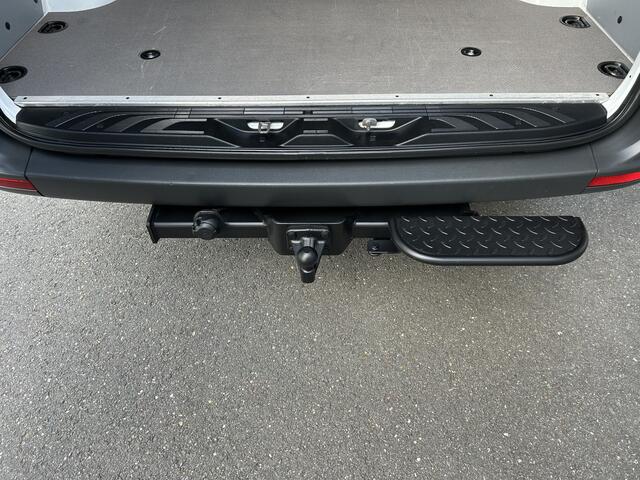 Mercedes-Benz SPRINTER 315 CDI L2 H2 RWD Pro MBUX / Trekhaak / Camera / Cruise control / Airco / 270 Graden achterdeuren