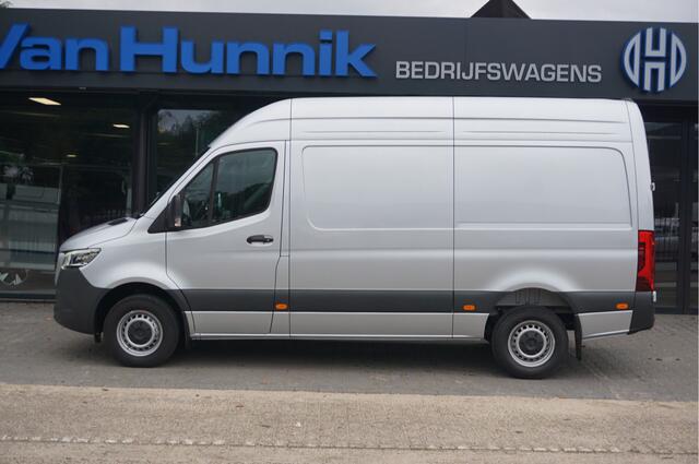 Mercedes-Benz SPRINTER 317CDI Pro L2H2 BPM VRIJ!! 10.25" Mbux Cam, Gev. Stoel, 3.5T Trekgewicht, LED!! NR. A