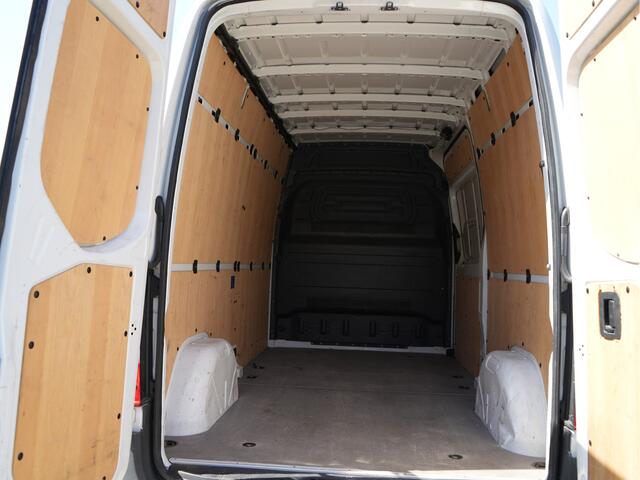 Mercedes-Benz SPRINTER 215 1.9 CDI L2H2 FWD Automaat trekhaak, camera