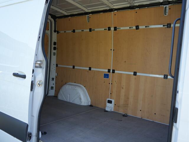 Mercedes-Benz SPRINTER 215 1.9 CDI L2H2 FWD Automaat trekhaak, camera