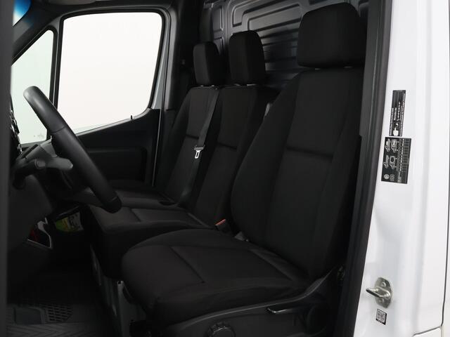 Mercedes-Benz SPRINTER 317 CDI | L2 H2 | AUT. | PRO | W73 BREDE ACHTEROPSTAP | LAADRUIMTE PAKKET | AIRCO | CRUISE CONTROL | ACHTERUITRIJCAMERA | 3-ZITS | MULTIFUNCTIONEEL STUURWIEL | CERTIFIED