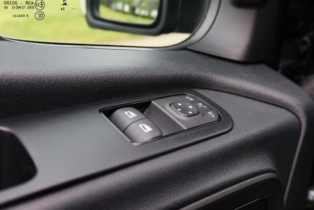 Mercedes-Benz SPRINTER 317CDI L2H2 170PK, Automaat, Pro HD, Leder, Geveerde stoel, LED koplampen, Bijrijdersbank, Stoelverwarming, Apple CarPlay