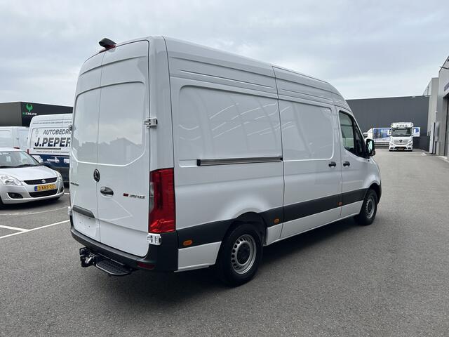 Mercedes-Benz SPRINTER 315 CDI L2 H2 RWD Pro MBUX / Trekhaak / Camera / Cruise control / Airco / 270 Graden achterdeuren