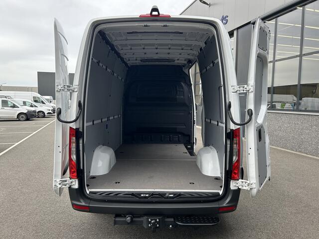 Mercedes-Benz SPRINTER 315 CDI L2 H2 RWD Pro MBUX / Trekhaak / Camera / Cruise control / Airco / 270 Graden achterdeuren
