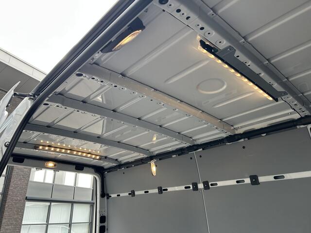 Mercedes-Benz SPRINTER 315 CDI L2 H2 RWD Pro MBUX / Trekhaak / Camera / Cruise control / Airco / 270 Graden achterdeuren