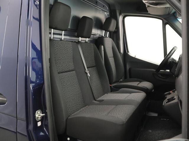 Mercedes-Benz SPRINTER 317 CDI | AUT. | L2 H1 | RWD | NAVIGATIE | CRUISE CONTROL | LED LAMPEN | ACHTERUITRIJCAMERA | APPLE CARPLAY | ANDROID AUTO | NL AUTO | DEALER ONDERHOUDEN | SIDE BARS | LICHTMETALEN WIELEN | CERTIFIED