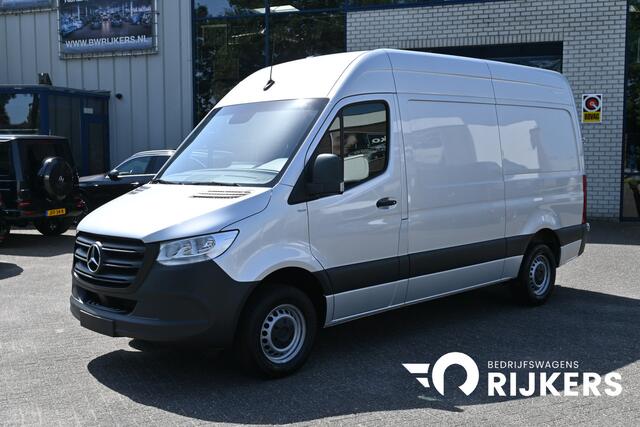 Mercedes-Benz SPRINTER 315 CDI L2H2 RWD Geveerde stoel, Apple Carplay/Android Auto, Trekhaak