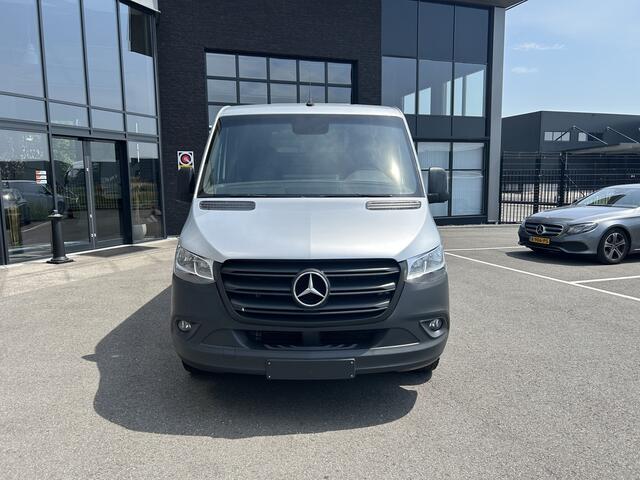 Mercedes-Benz SPRINTER 315 CDI L2 H1 RWD 3500KG Trekhaak / BOTT Inrichting / MBUX 10.25 / Navigatie / Cruise control / Airco / 270 Graden achterdeuren