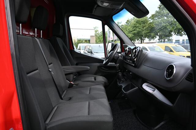 Mercedes-Benz SPRINTER 515 CDI L3 Bakwagen Geveerde stoel, MBUX 10.25 met Apple Carplay/Android Auto