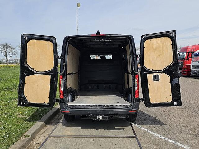 Mercedes-Benz SPRINTER 316 L1H1 Trekhaak Navi Mbux Camera 3 Zits Airco Euro6 163 PK!